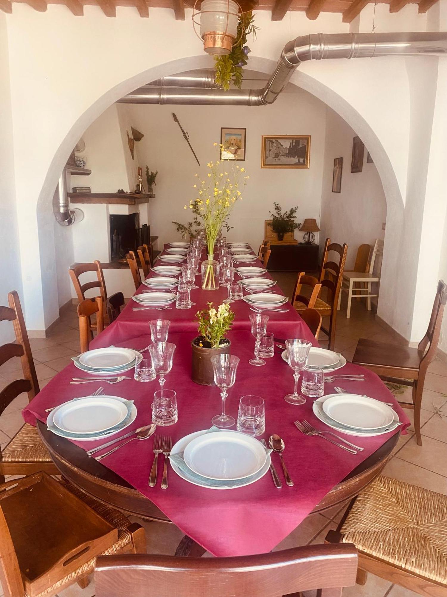 Agriturismo La Concia Giuncarico Eksteriør bilde